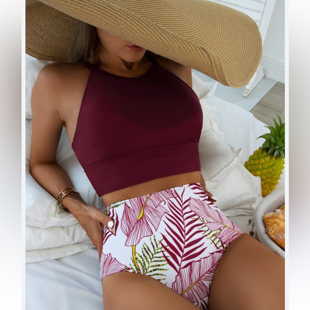 Two Piece High Waisted Tropical Lea Print Bikini Set🌴